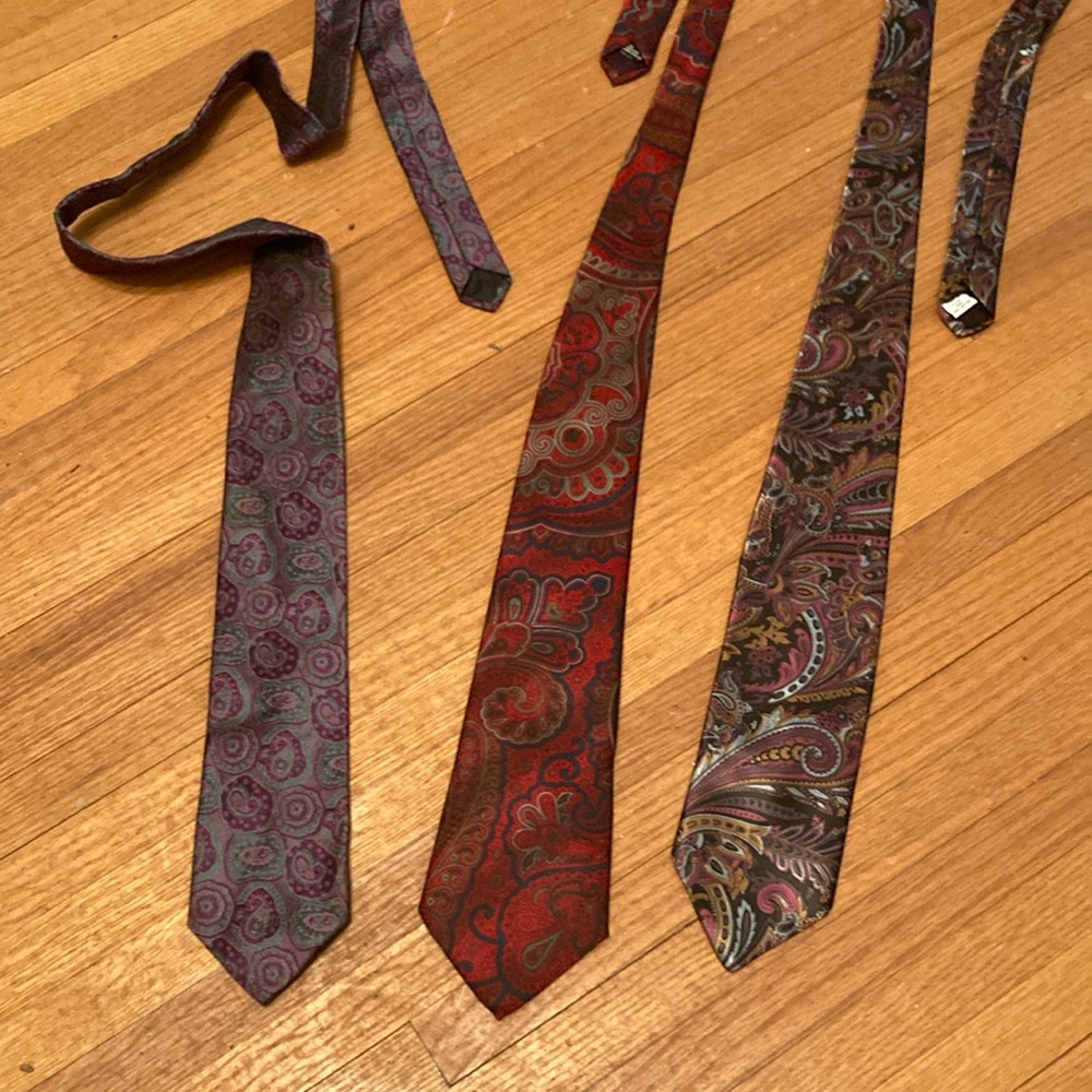 Lot of 3. Men’s ties